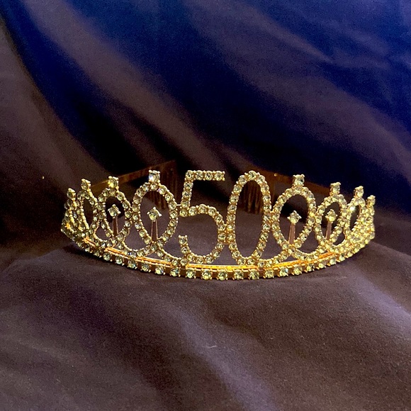 50th Crown and Sash. Very Glamorous- Rose Gold hue… - Picture 5 of 6